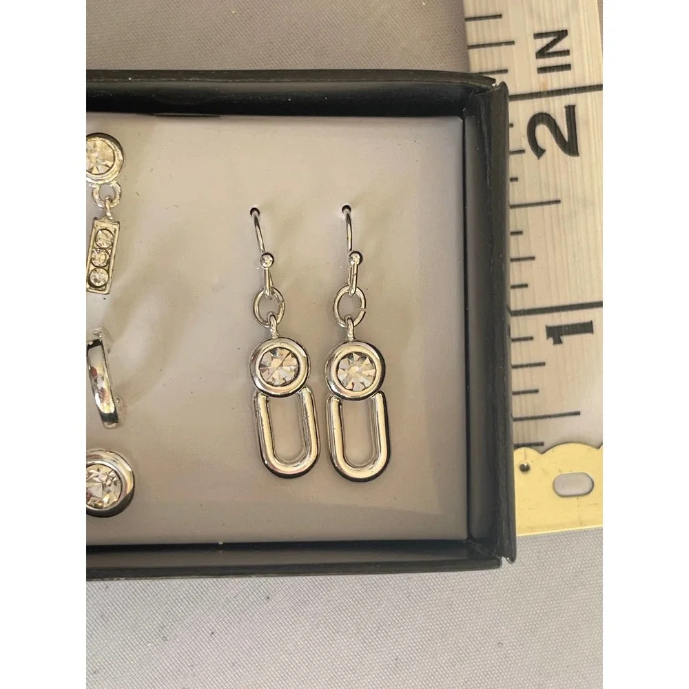 4 pairs of silver tone and‎ rhinestone earrings NIB